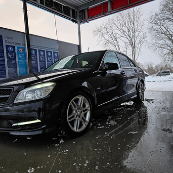Originaal AMG R17 Mercedes W204 veljed + Kormoran talverehvi