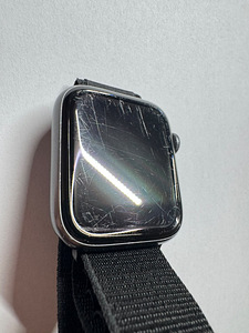 Apple Watch Series 5 (2 фото из 2)