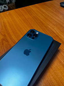 iPhone 12 Pro Pacific Blue 256GB (2 foto / 6)