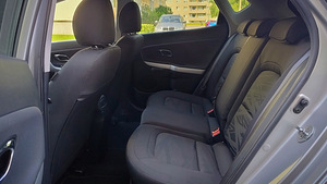 Kia Ceed (11 фото из 15)