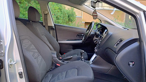Kia Ceed (12 фото из 15)