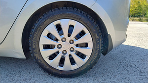 Kia Ceed (13 фото из 15)
