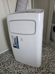 Mobiilne/Portatiivne konditsioneer Electrolux EACM-12 CG/N6 (2 foto / 5)