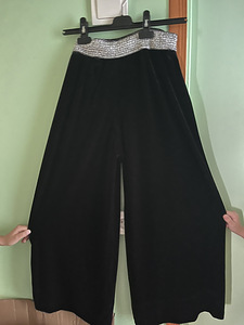 Платье женское (3 фото из 9)