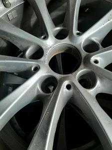 BMW originaalveljed R17 + naastrehvid 225/55 R17 (7 foto / 7)