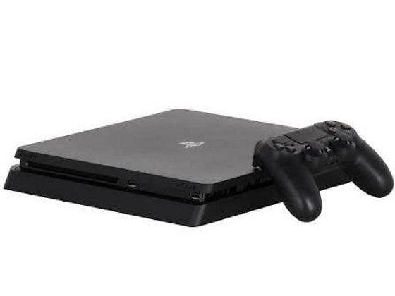 Sony Ps4 Slim Playstation 4 + 2 controllers