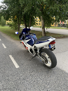 Suzuki (6 фото из 10)