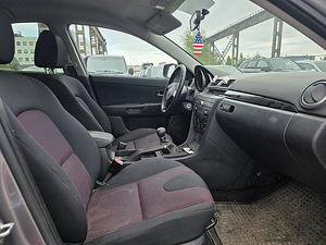 Mazda 3 Elegance 1.6 77kW (6 foto / 7)