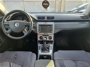 Volkswagen Passat Comfortline 1.6 85kW (5 foto / 7)