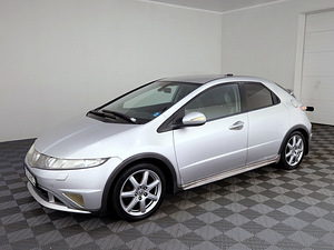 Honda Civic Sport 1.8 103kW (2 foto / 7)