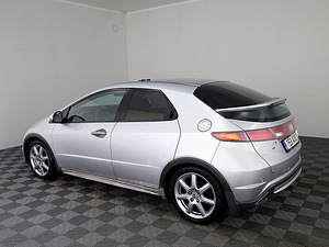 Honda Civic Sport 1.8 103kW (4 foto / 7)