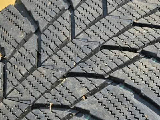 Subaru veljed 5x100 / 17tolli 7mm
