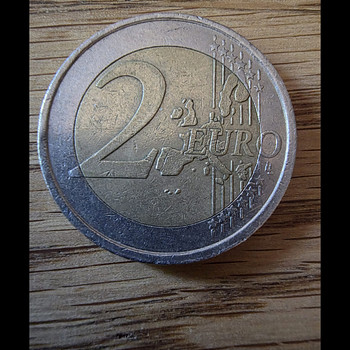 Spain 2001 2 euro defect coin.