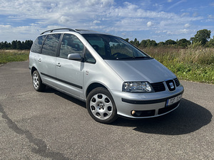 Seat Alhambra (1 фото из 10)