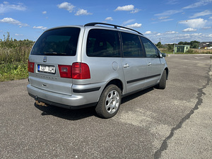 Seat Alhambra (2 фото из 10)