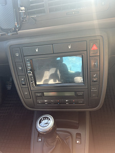 Seat Alhambra (5 фото из 10)