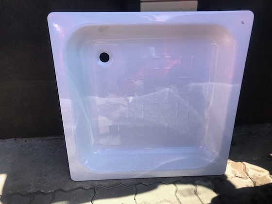 Новый душевой поддон BLB 90x90 см + подставка (ножки)