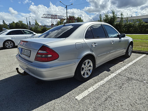 Mercedes-Benz E320 CDI 4Matic (4 foto / 15)