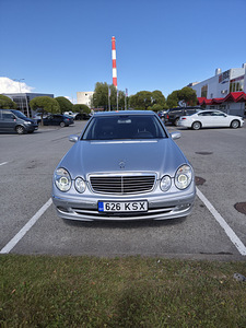 Mercedes-Benz E320 CDI 4Matic (5 foto / 15)
