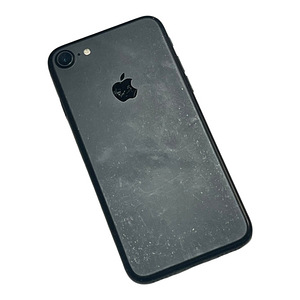 Мобильный телефон Apple iPhone 7 32 GB (3 фото из 7)