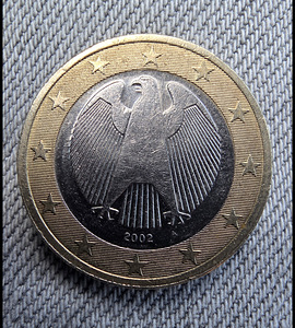 Немецкая монета 1 евро 2002 A mark (1 фото из 2)