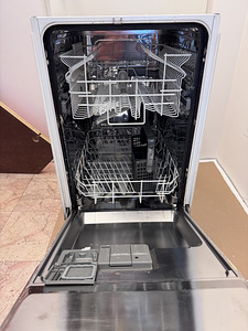 Integreeritav nõudepesumasin Zanussi (2 foto / 3)