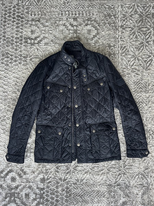 Barbour International tepitud meeste jakk (Suurus M) (1 foto / 6)