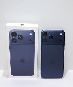 Apple iPhone 17 Pro Max 256GB Deep Blue A3526 (3 foto / 4)