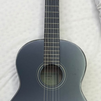 Kitarr YAMAHA C40