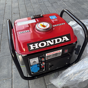 Bensiinigeneraator 3 kW — 230V