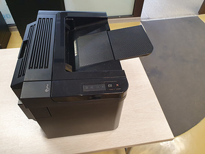 Принтер HP LaserJet P1606dn (6 фото из 6)