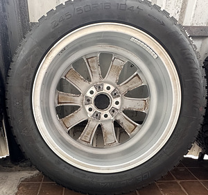 BMW (7 фото из 10)