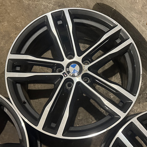M: ‘19 5x120 BMW Style704 originaal erilaiused veljed (5 foto / 5)