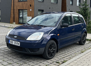 Ford Fiesta 2003 (1 foto / 8)