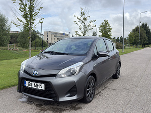 Toyota Yaris 1.5 55kw (hübriid) (5 foto / 5)