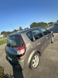 RENAULT MEGANE SCENIC (5 фото из 8)