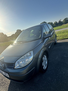 RENAULT MEGANE SCENIC (7 фото из 8)