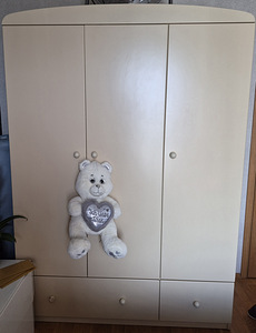 Müüa lastetoa mööbel, täielik komplekt/garnituur (1 foto / 5)