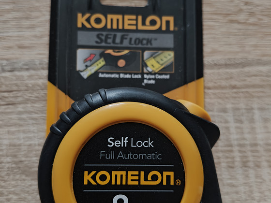 Komelon рулетка 8м