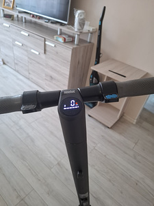 Elektritõukeratas Segway Ninebot ES2 Electric Scooter (7 foto / 9)