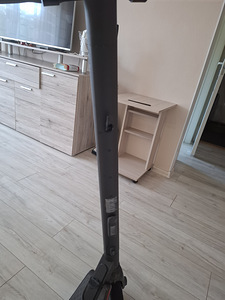 Elektritõukeratas Segway Ninebot ES2 Electric Scooter (8 foto / 9)