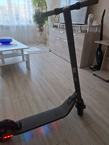 Elektritõukeratas Segway Ninebot ES2 Electric Scooter (9 foto / 9)