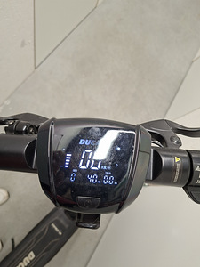 Elektritõukeratas Ducati Pro III (5 foto / 5)