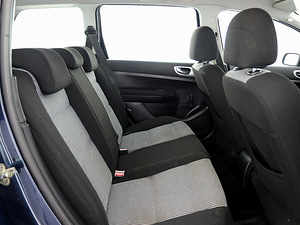 Peugeot 307 Facelift 1.6 HDi 80kW (7 фото из 7)