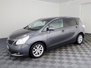 Toyota Verso Linea Sol ATM 2.2 D-CAT 110kW (2 фото из 9)