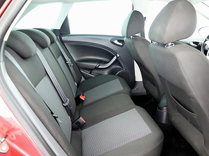SEAT Ibiza ST Comfortline 1.2 77kW (7 foto / 8)