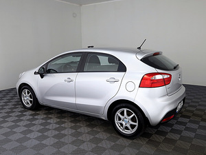 Kia Rio Elegance 1.1 CRDi 55kW (4 foto / 7)