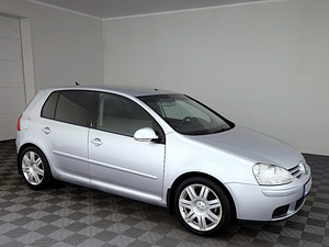 Volkswagen Golf Comfortline ATM 1.9 TDI 77kW (1 foto / 7)