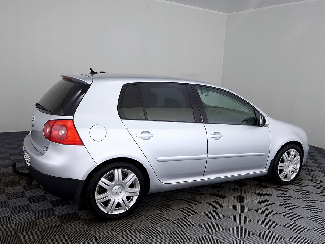 Volkswagen Golf Comfortline ATM 1.9 TDI 77kW