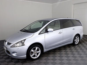 Mitsubishi Grandis Comfort ATM 2.4 121kW (2 foto / 8)